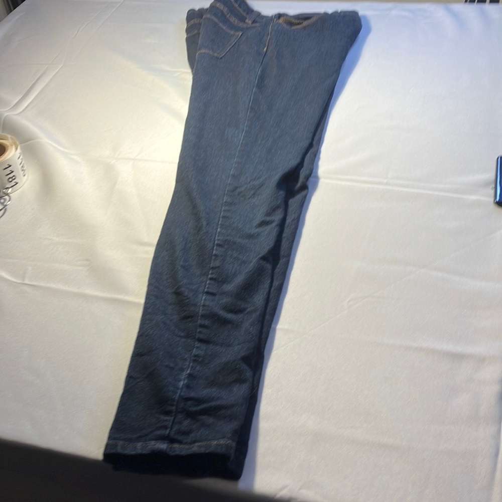 Forever 21  Size 28